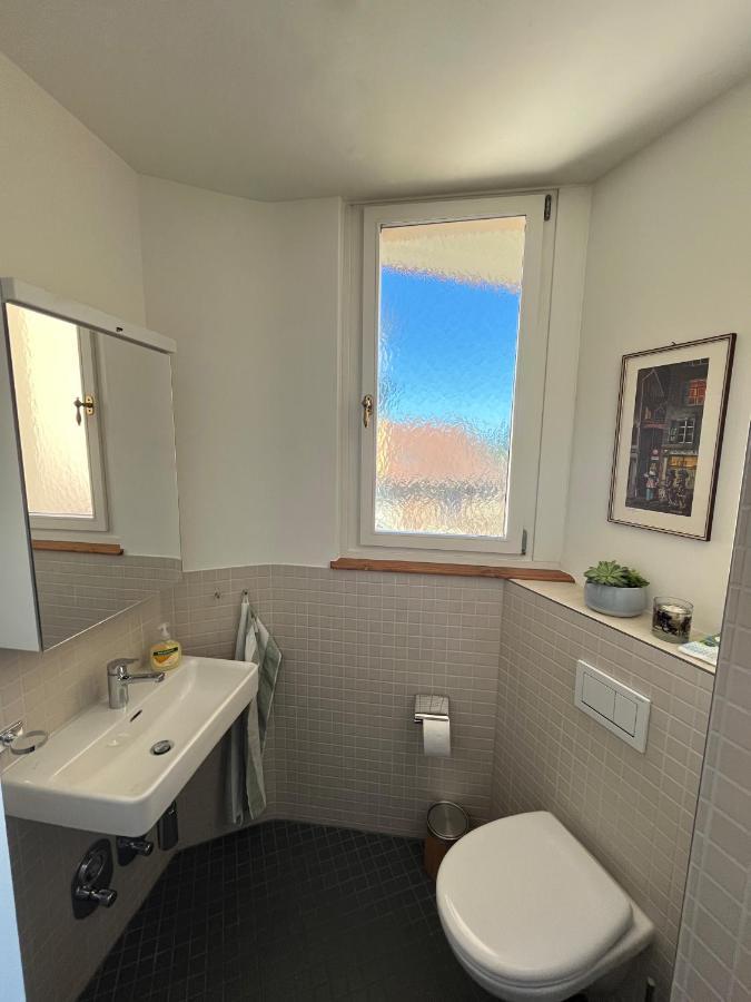 Charmante Altbauwohnung Am Rhein Appartement *